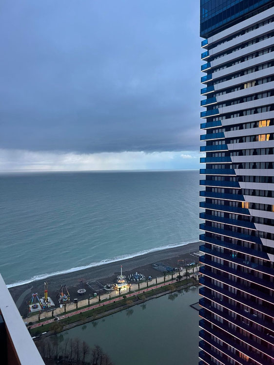 出售公寓 — 来自开发商和业主的房地产搜索引擎 GEOLN.COM. 照片 1