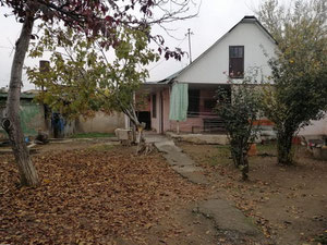 კერძო სახლი ნავთლუღში. შეიძინეთ სახლი თბილისში, ნავთლუღში — უძრავი ქონების ყიდვა და მფლო ბელებისგან GEOLN.COM. ფოტო 4