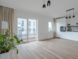 ახალი გარემონტებული ბინა ტბასთან სმარტ სახლში — უძრავი ქონების ყიდვა და მფლო ბელებისგან GEOLN.COM. ფოტო 4