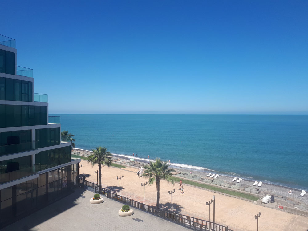 巴图米景观 — 来自开发商和业主的房地产搜索引擎 GEOLN.COM. 照片 1