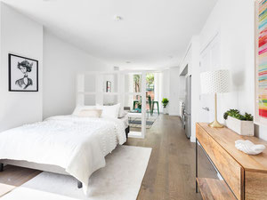 Real estate in 618 Monroe Street — look at the real estate search engine GEOLN.COM. Photo 2