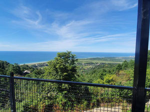 壮丽的海景。黑色框架的房子，带车库。 — 来自开发商和业主的房地产搜索引擎 GEOLN.COM. 照片 6