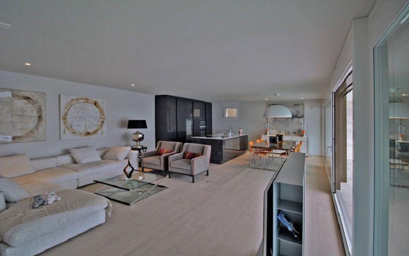 Apartment in the mountains, by the lake in Switzerland, Lugano — Find off-plan property or real estate resale directly from developers and owners GEOLN.COM. Photo 1