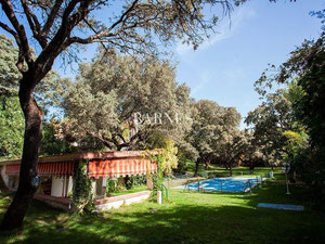 Willa w Hiszpanii, Madrycie, Pozuelo de Alarcon — Wyszukiwarka nieruchomości od deweloperów i właścicieli GEOLN.COM. Zdjęcie 11