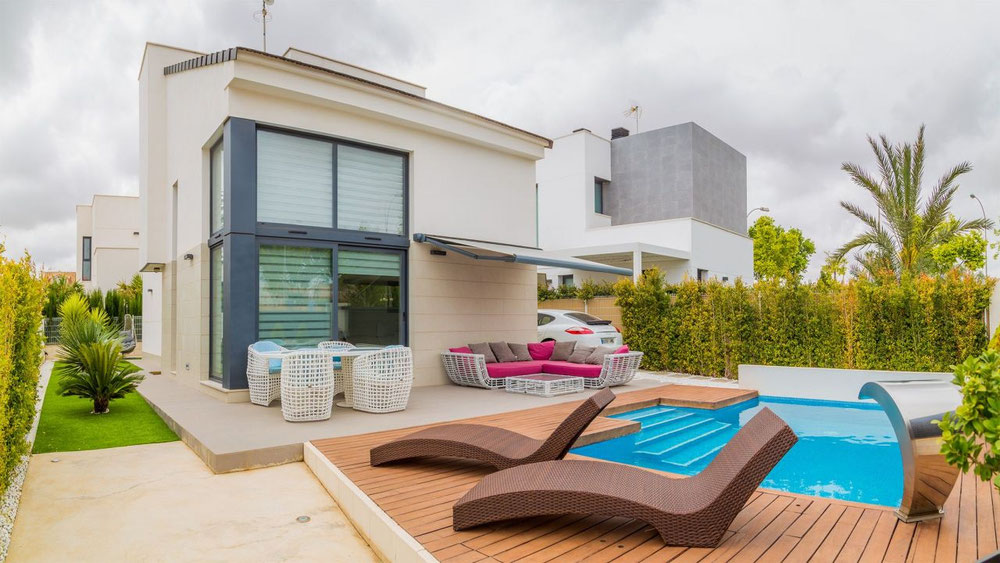 西班牙，穆尔西亚，圣地亚哥德拉里贝拉的海边别墅 — 来自开发商和业主的房地产搜索引擎 GEOLN.COM. 照片 1