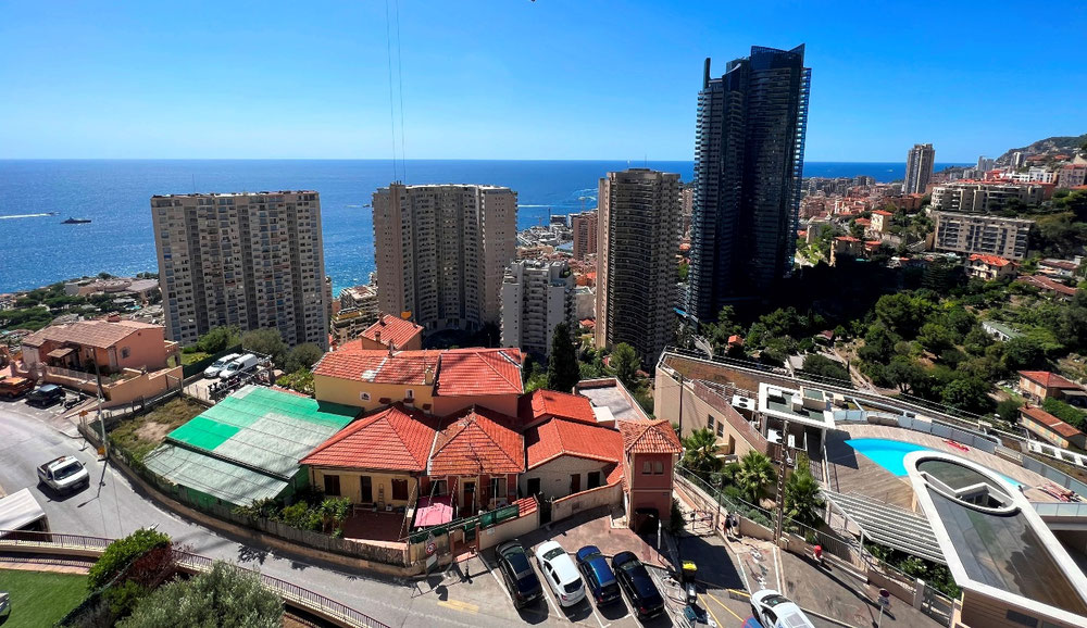 边界摩纳哥，靠近海滩 — 来自开发商和业主的房地产搜索引擎 GEOLN.COM. 照片 1