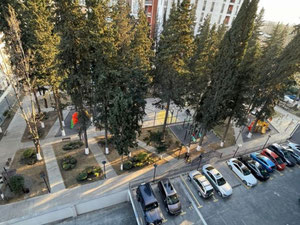 Se vende piso de 3 habitaciones — Encuentre propiedades fuera del plan o reventa de bienes inmuebles directamente de desarrolladores y propietarios GEOLN.COM. Foto 9